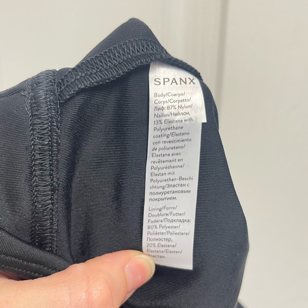 NWT Spanx Faux Leather Leggings - Picture 11 of 11